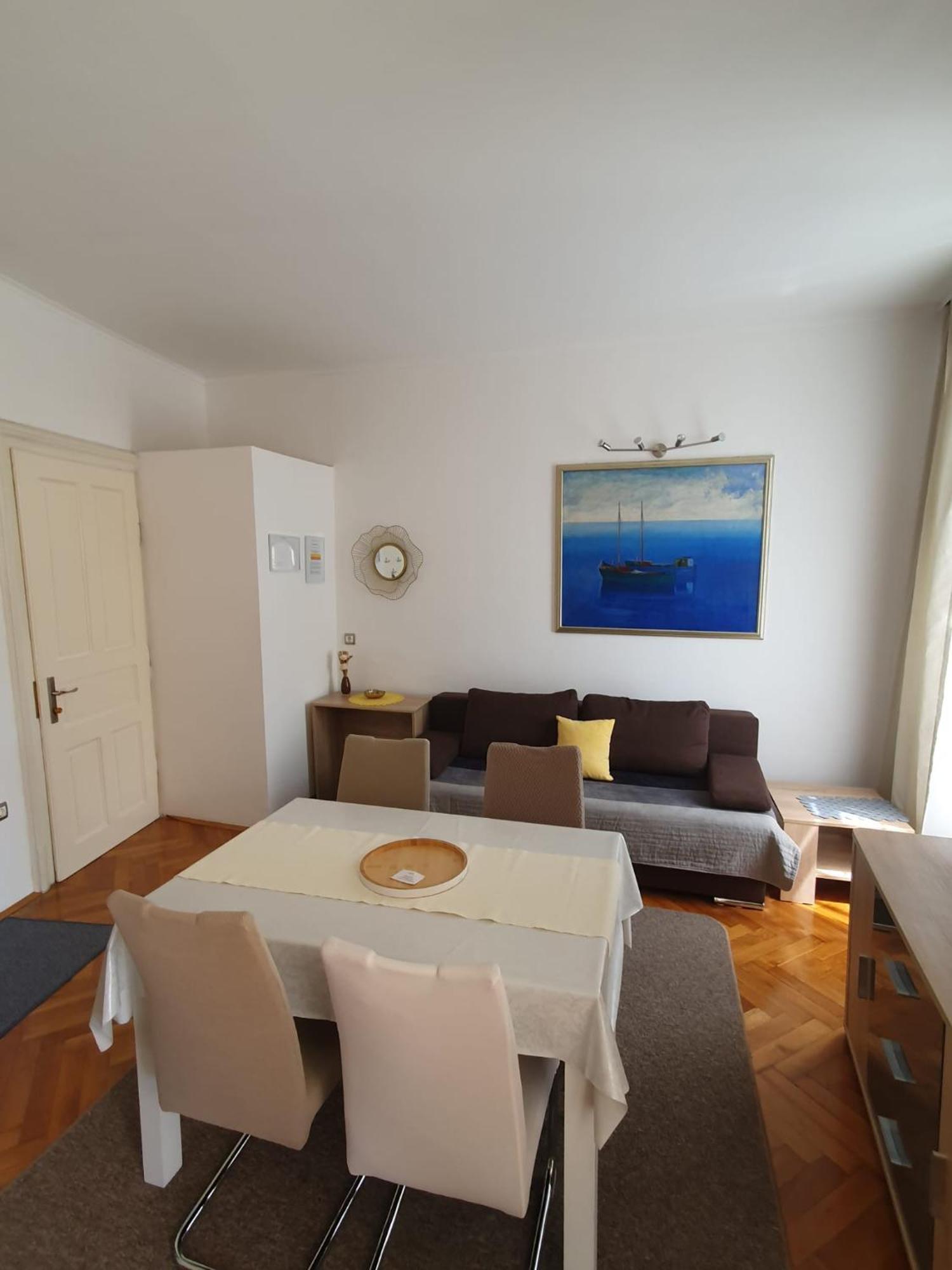 Apartment Sandra 2+2 *** Crikvenica Kültér fotó